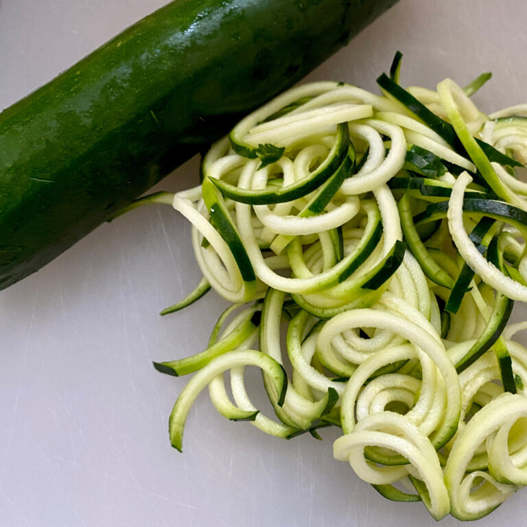 How to Make Easy Zucchini Noodles